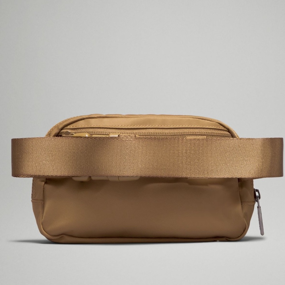 Lululemon Everywhere Belt Bag 1L NWT - allspice - Picture 5 of 8